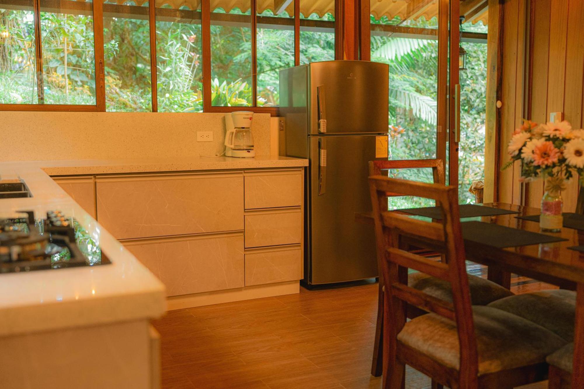 Finca Las Palmas Ecolodge Пуйо Экстерьер фото